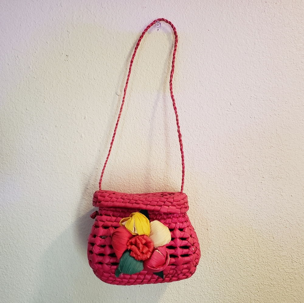 Vintage pink woven from straw and corn husk mini purse